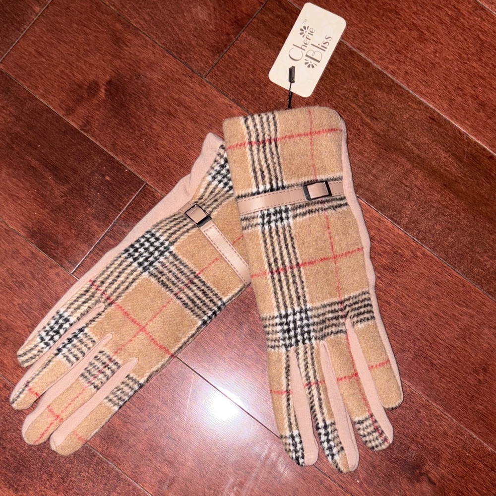 Tan Plaid Women's Gloves
